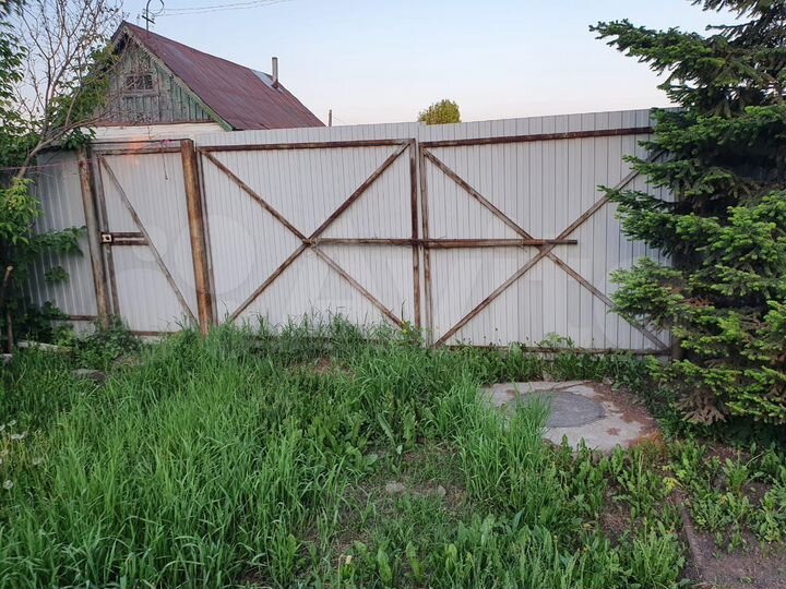 Дом 15 м² на участке 7 сот.