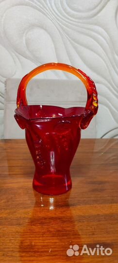 Ваза конфетница СССР цветное рубиновое стекло