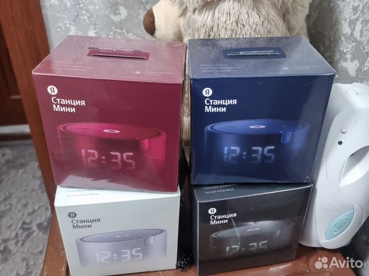 Умная колонка Яндекс станция мини с часами