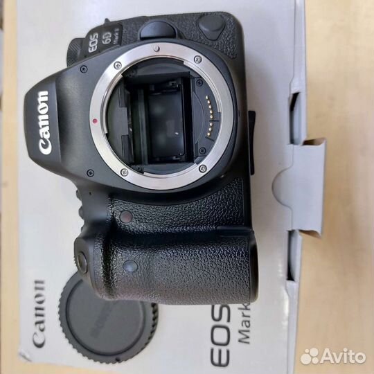 Canon eos 6d mark ii body