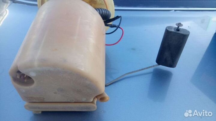 Модуль в сборе бензонасос