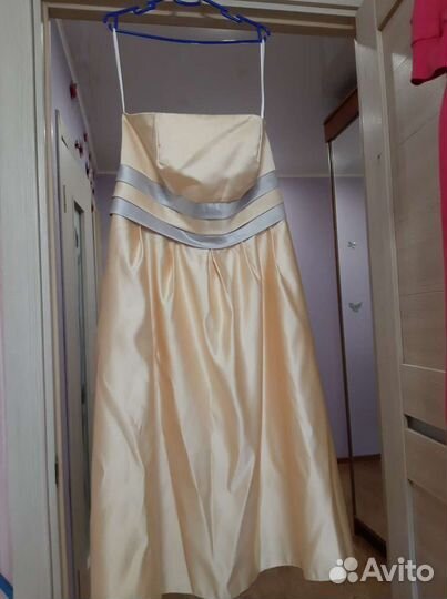 Вечернее платье