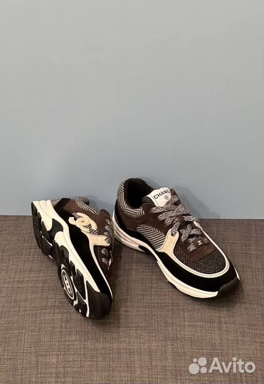 Женские кроссовки chanel