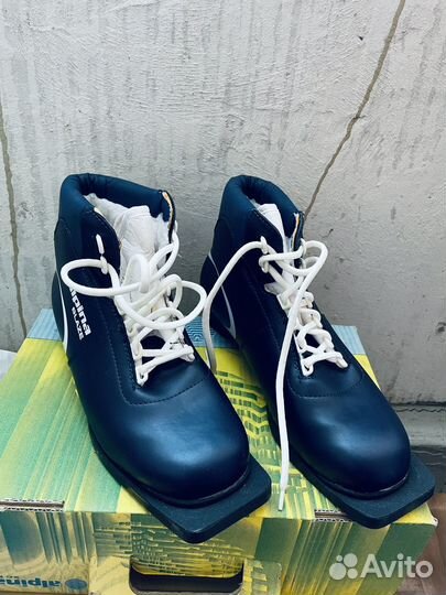 Лыжные ботинки СССР