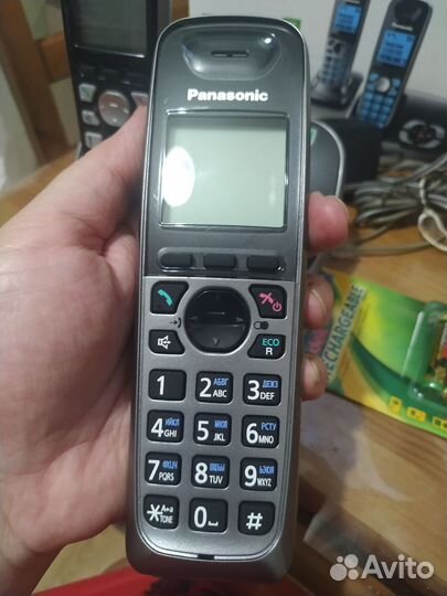 Цифровой беспроводной телефон Panasonic