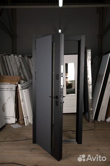 Дверь входная для дома