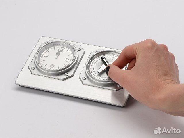 Часы настольные