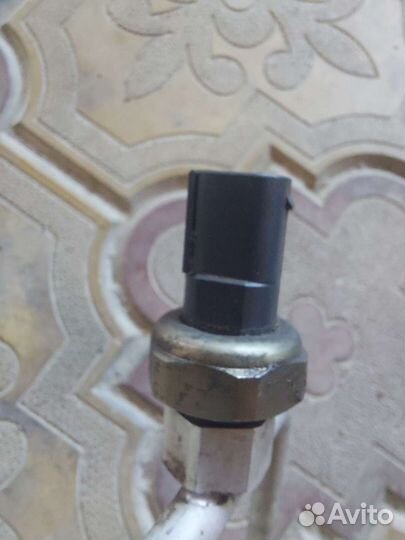 Датчик фреона на Range Rover Vogue