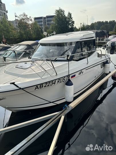 Катер Merry Fisher 695 Jeanneau Hardtop