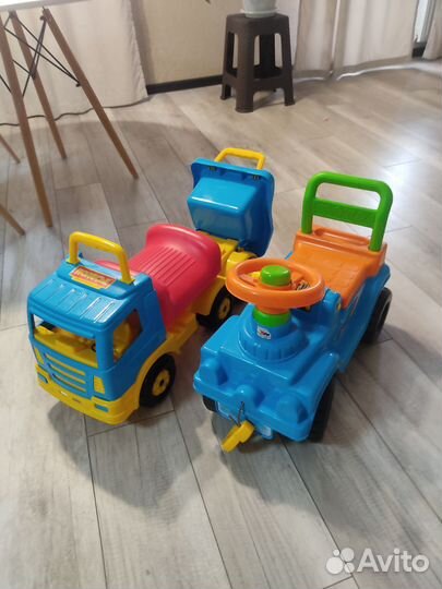 Машина каталка для детей