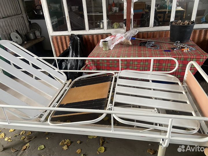 Медицинская кровать для лежачих больных бу