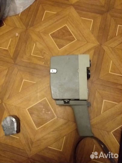 Кинокамера 80 тых годов