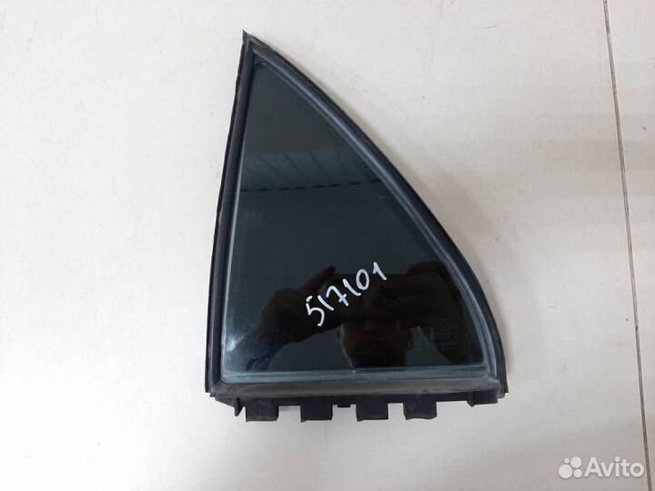 Стекло двери задней левой форточка Toyota Corolla