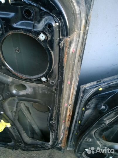 Дверь Subaru Legacy Outback (B13) (2003-2009)