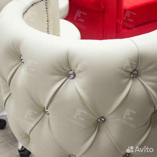 Кресло педикюрное в салон красоты