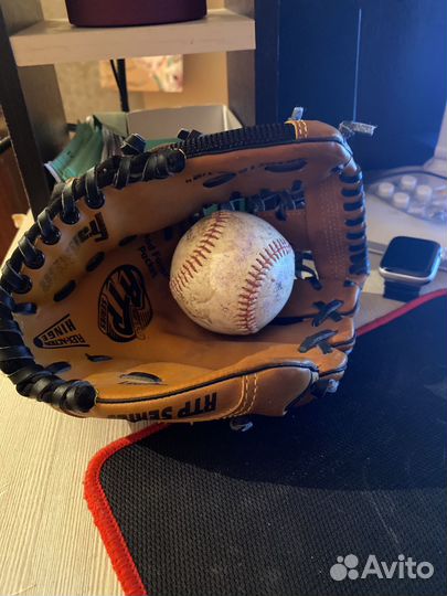 Лапа бейсбольная и мяч