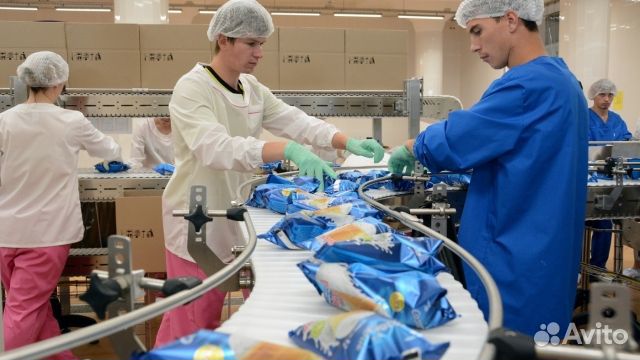 Упаковщики на фабрику в Жуковском 3400+питание