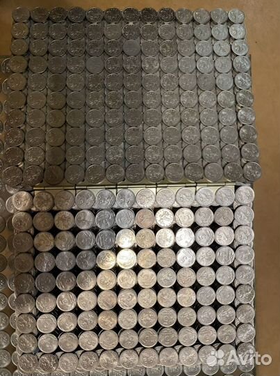 Книга из монет номиналом 5 копеек