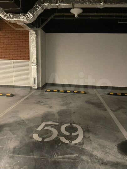 Машиноместо, 14 м²