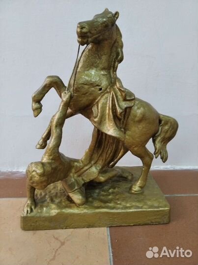 Статуэтка Падающий Всадник