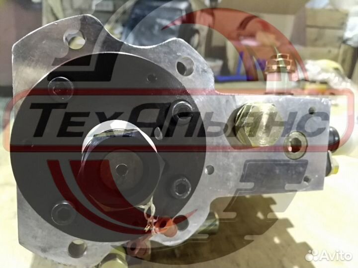 Насос топливный в сборе S00010459 model BH6P120