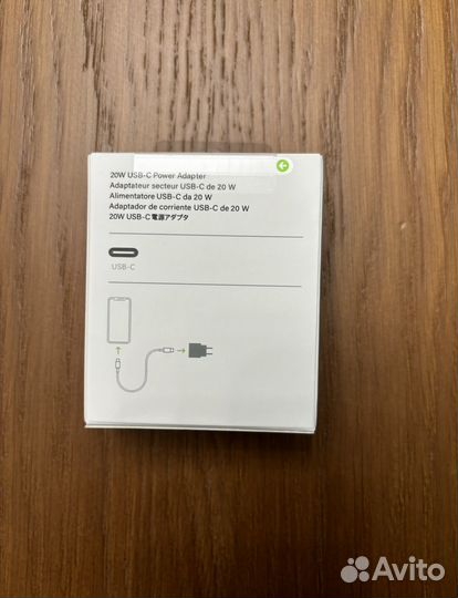 Оригинальный блок Apple 20 w