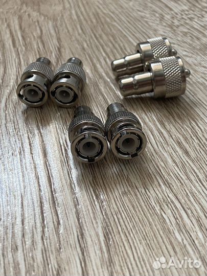 BNC штекер - RCA гнездо