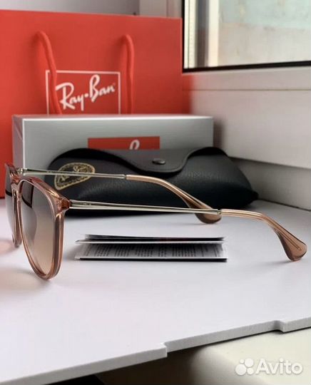 Очки ray ban Erika прозрачные