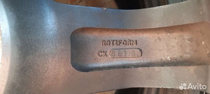 Rotiform six-or 20x9 et35 5x114.3