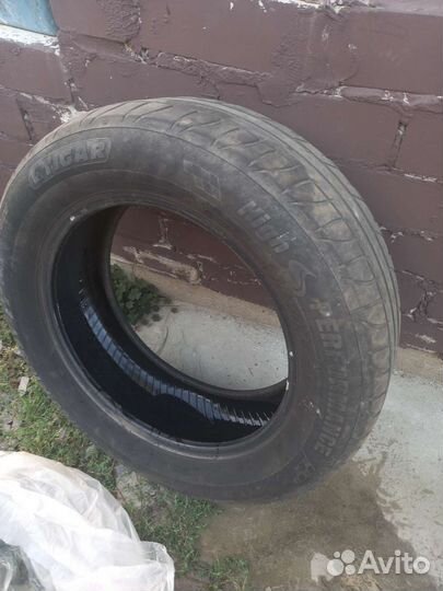 Tigar UHP Ultra High Performance 215/60 R16