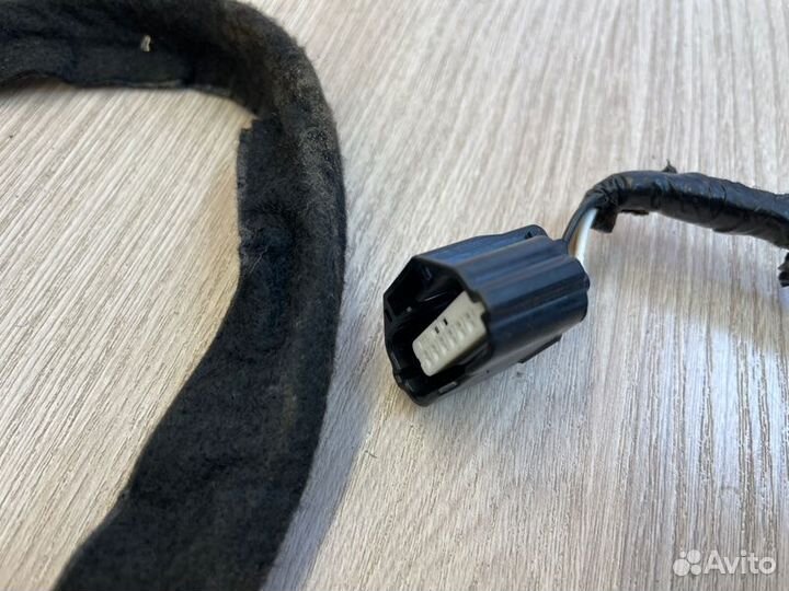 Проводка двери задняя левая LADA X-Ray Cross