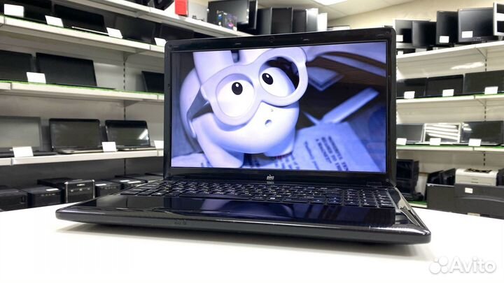 Ноутбук DNS для игр и учебы Core i3/GeForce GT 630