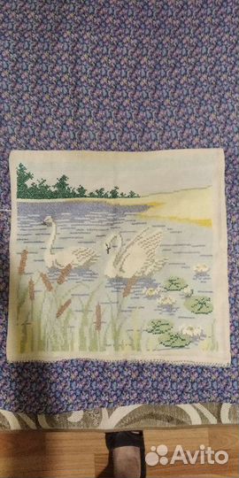 Наволочка-вышивка под названием 