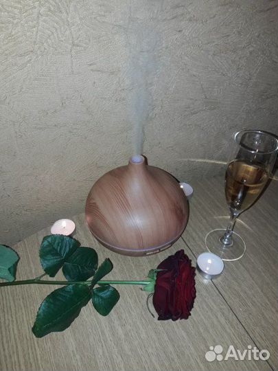 Увлажнитель воздуха. Арома лампа. Аромадиффузор