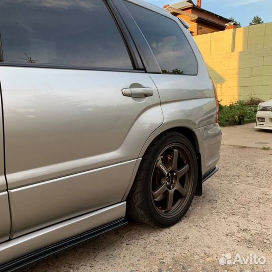 Боковые сплиттеры для Subaru Forester SG