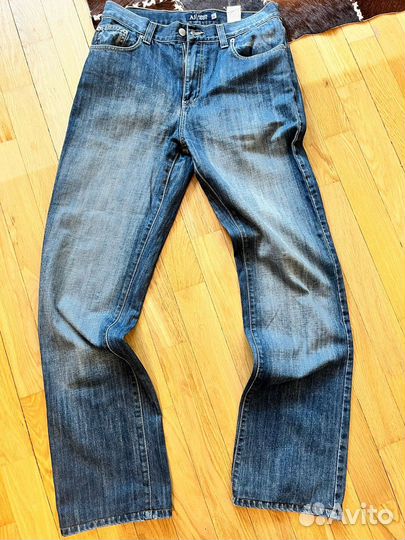 Джинсы armani