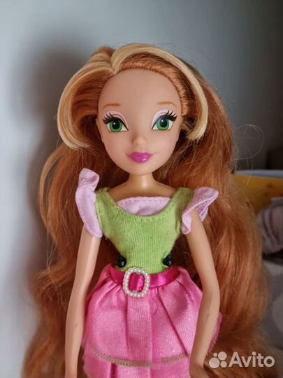 Winx Флора кукла