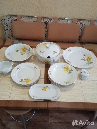 Столовый сервиз