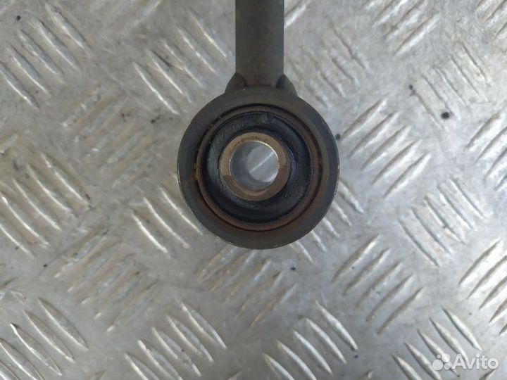 Амортизатор подвески передний правый Toyota Prado