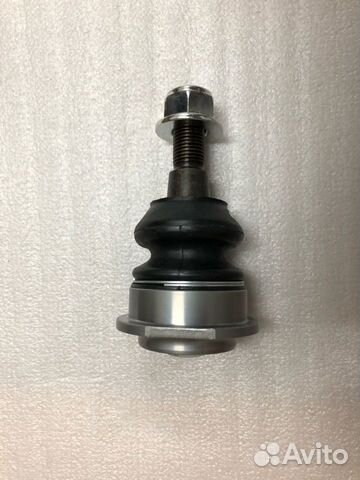 Шаровая верхнего рычага Jeep Grand Cherokee WK2