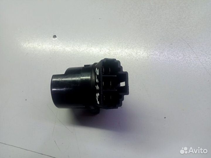 Контактная группа замка зажигания Шевроле Авео