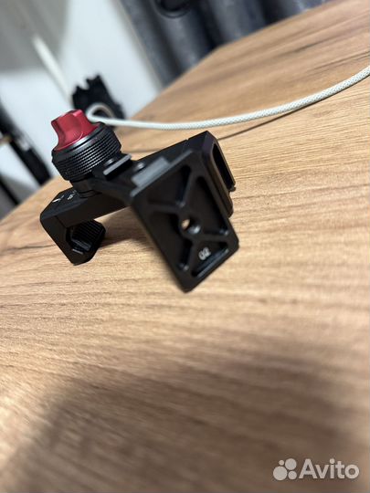 Блатной держатель телефона Ulanzi st 27