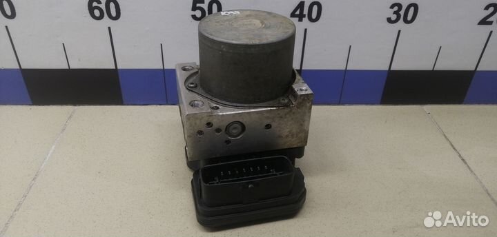 Блок ABS (насос) RAV 4 2013