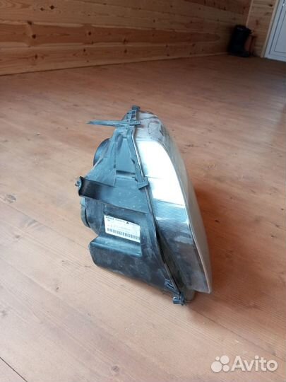 Фара на renault duster