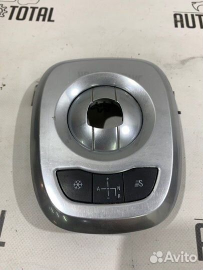 Накладка кулисы Opel Corsa D Z12XEP 2007