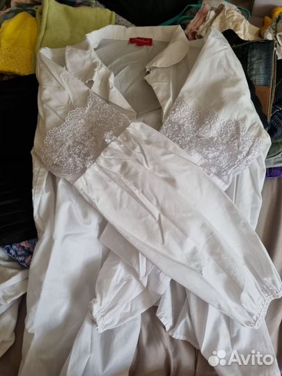 Вещи пакетом на девочку (ветровка,куртка, обувь)