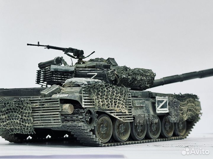 Сборная модель танка Т-72 1/35