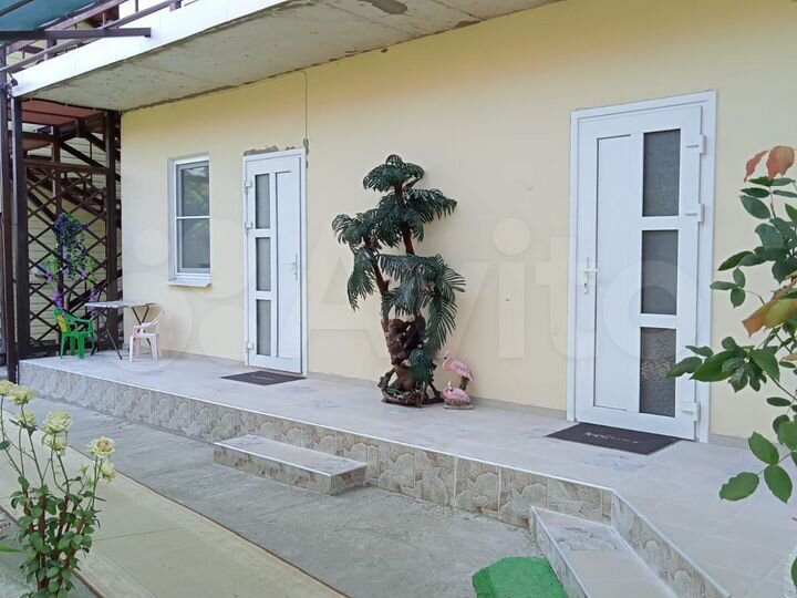 Дом 181 м² на участке 4 сот.