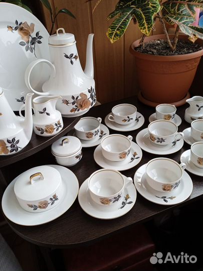 Набор столовой посуды чайно кофейный ГДР фарфор