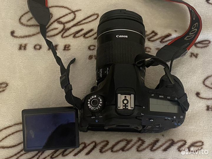 Зеркальный фотоаппарат